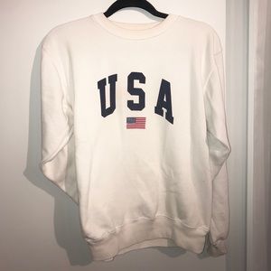 Brandy Melville USA Crewneck